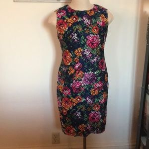 💥Flash Sale💥 Floral Lace Shift Dress